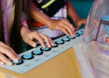 Cardboard Arcade Games DIY Guide, Ideas & STEM Fun