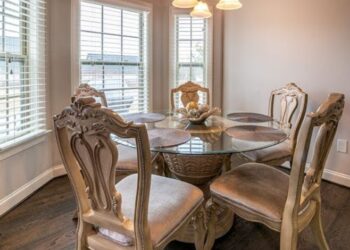 Round Fluted Dining Table