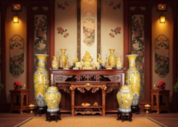 Set of Decorative Floor Vase
