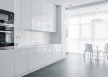 Back Painted Glass BacksplashGuide, Cost & Design Tips
