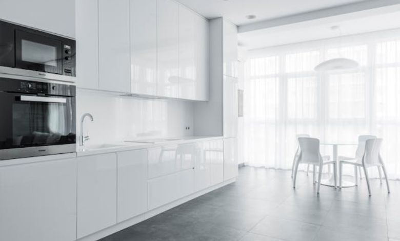 Back Painted Glass BacksplashGuide, Cost & Design Tips