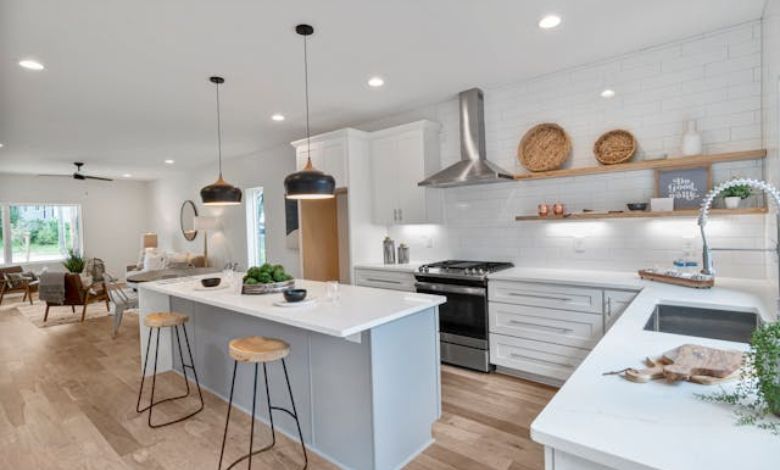 Styling Floating Shelves in Kitchen