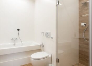 Tub Skirt Tile Ideas Stylish & Practical Bath Inspiration