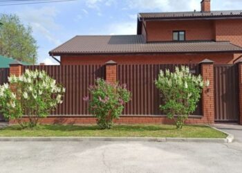 Black Privacy Fence 6ft