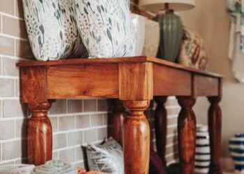 Burl Wood Console Table Guide Styles, Sizes and Buying Tips