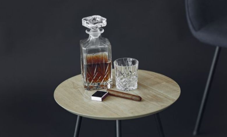 Cocktail Tables Square Style, Size And Smart Selection Tips
