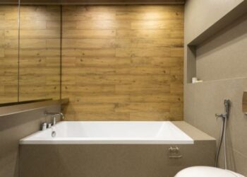 Standard Bathtub Height