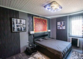 Wall Sculpture Art Style, Scale and Smart Placement Tips