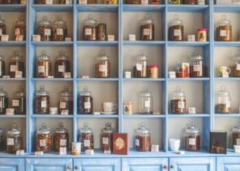 Pull Out Pantry Shelves Smart Ideas, Sizes, And DIY Proposal